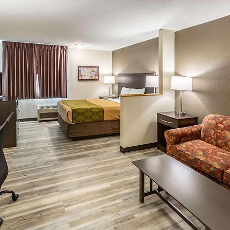 Econo Lodge Inn & Suites Newton Luaran gambar