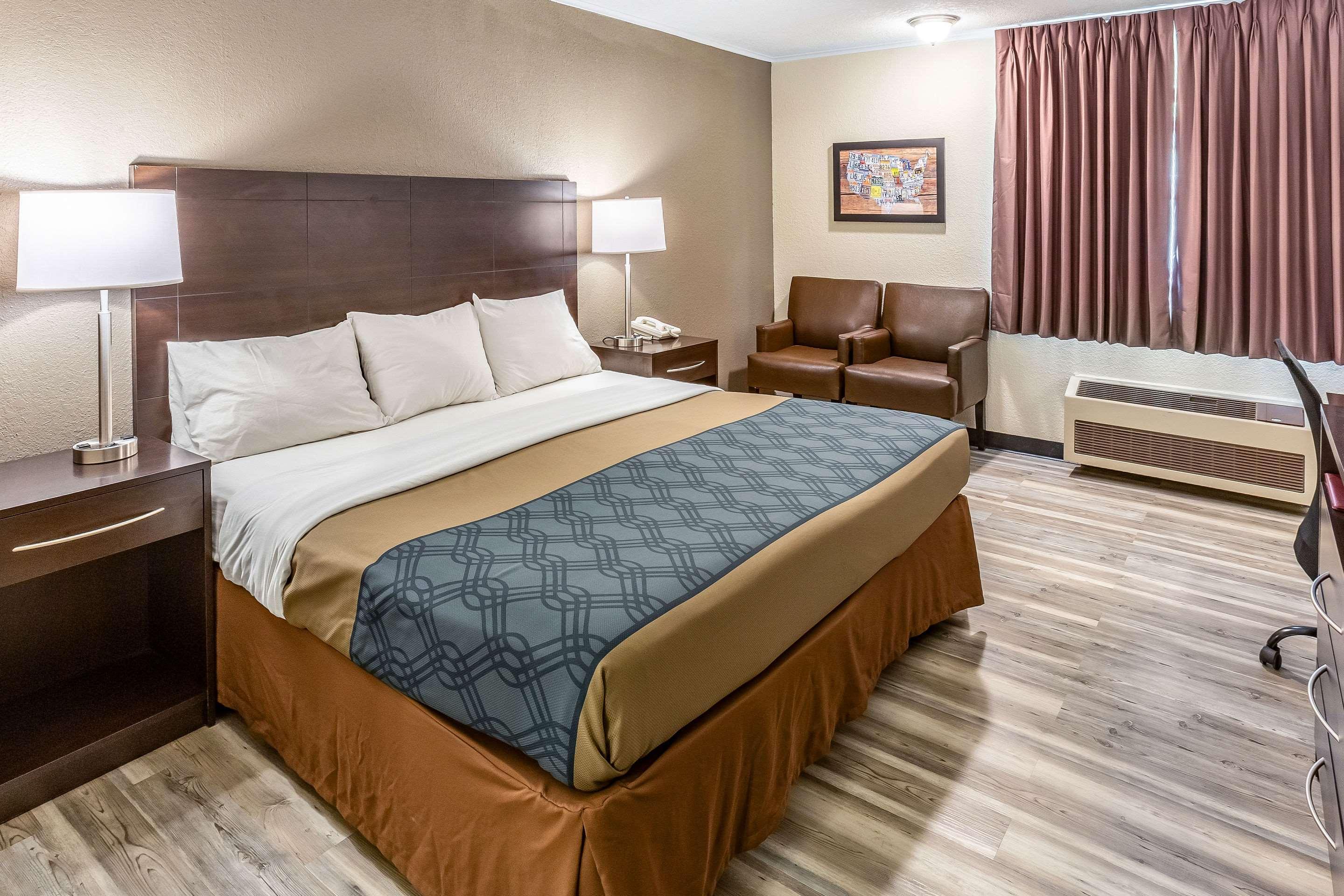 Econo Lodge Inn & Suites Newton Luaran gambar