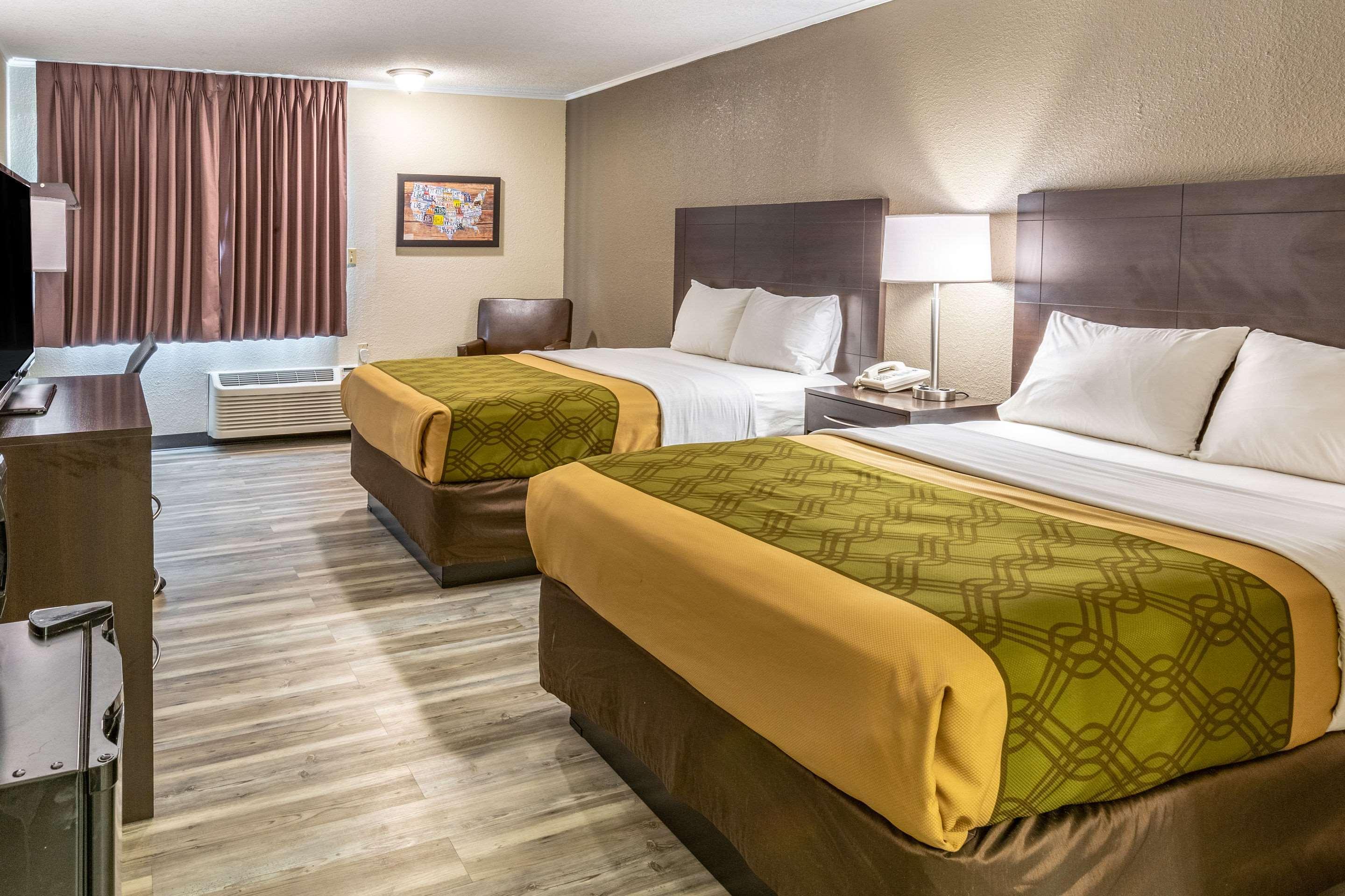 Econo Lodge Inn & Suites Newton Luaran gambar