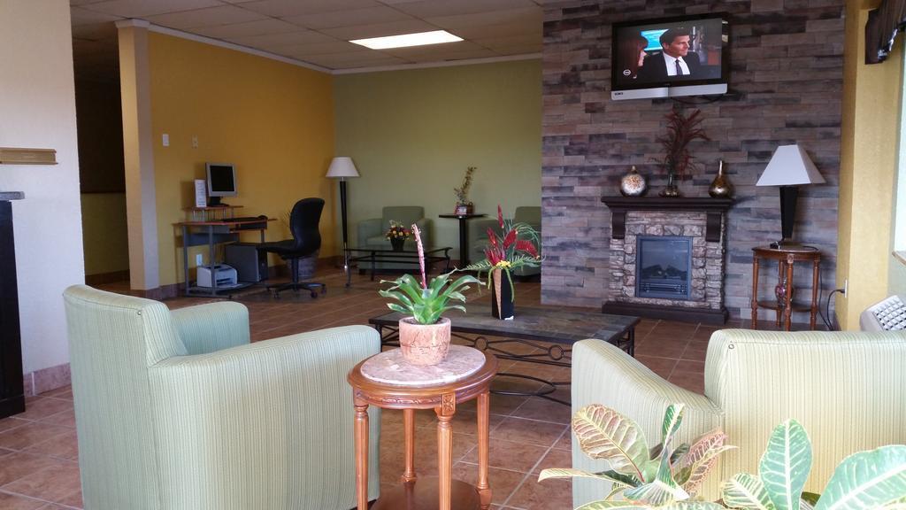 Econo Lodge Inn & Suites Newton Luaran gambar