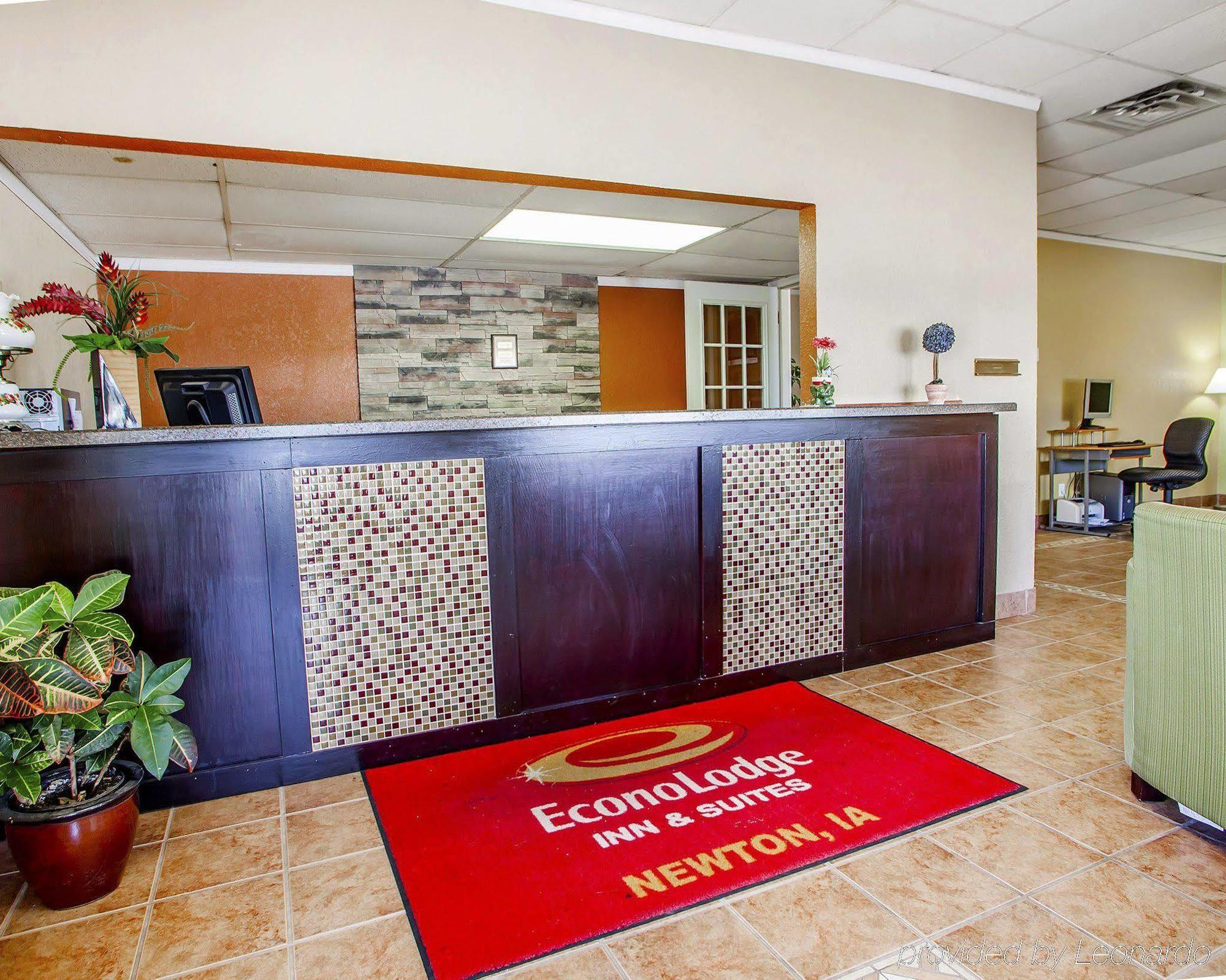 Econo Lodge Inn & Suites Newton Luaran gambar