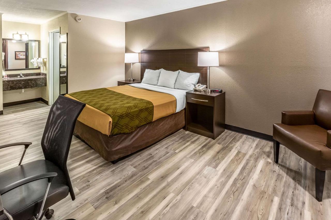 Econo Lodge Inn & Suites Newton Luaran gambar